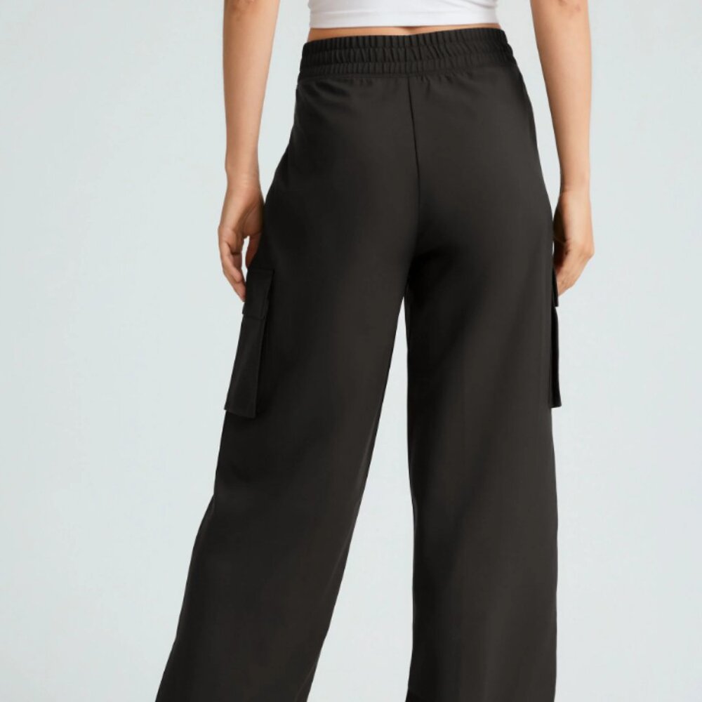 Beyond Yoga - City Chic Wide Leg Cargo Pant - BRAND NEW WITHOUT TAGS - Picture 4 of 9